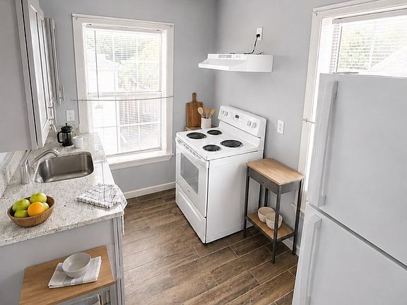 4th image of 4302 Polk St #7