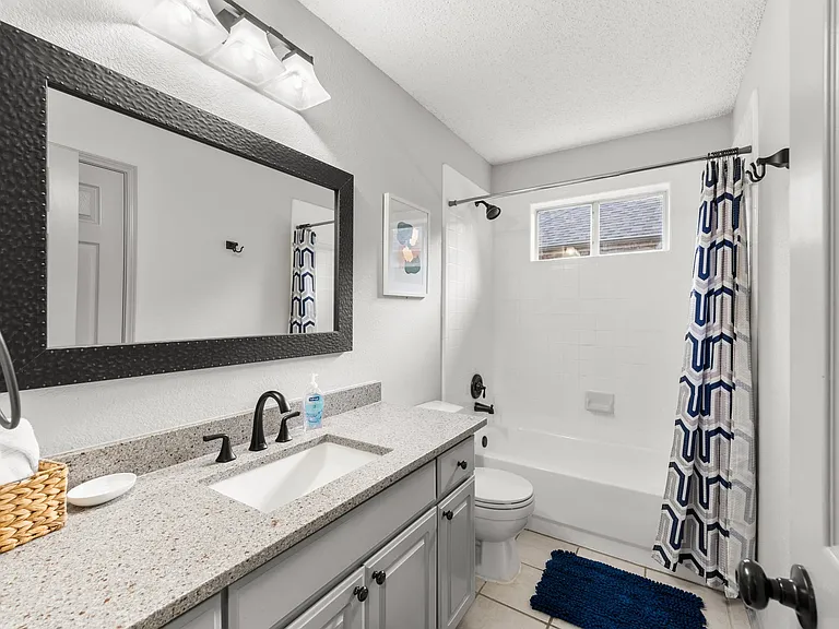 10313 Samantha Dr — Photo 30