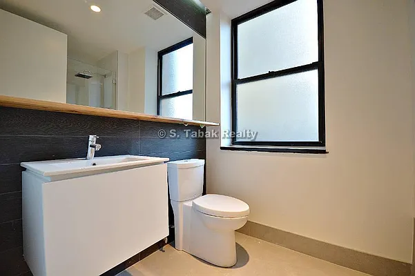 Rented by Duscany Financial Group | media 75