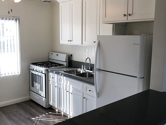 5th image of 4815 Persimmon Ave APT 41