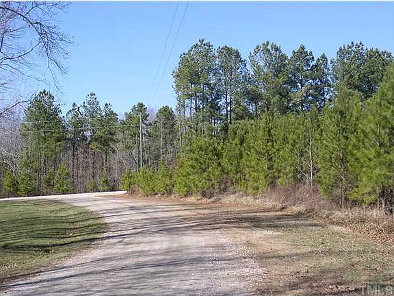 3rd image of 113 Hidden Creek Ln