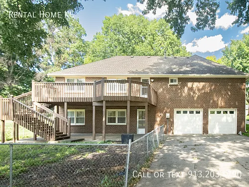 7800 Noland Rd — Photo 35