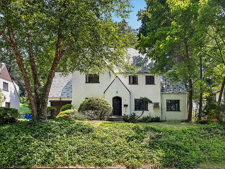10 River Rd — Photo 1