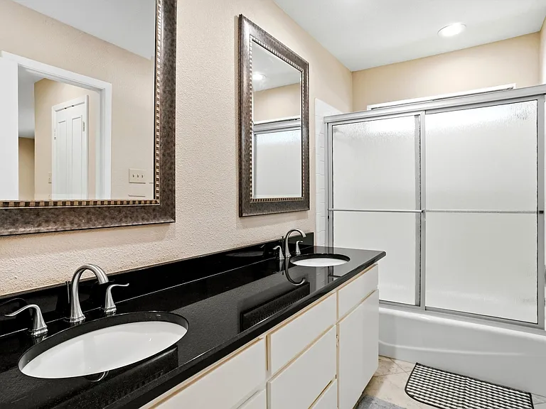 4861 Ledgestone Ct — Photo 7