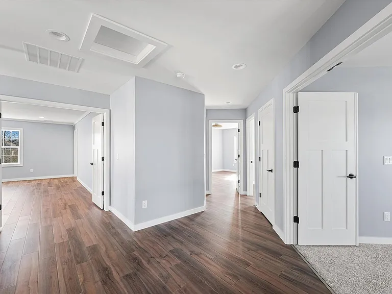 1306 Roberto Rd — Photo 20
