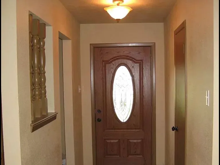 1408 Lynwood St — Photo 2