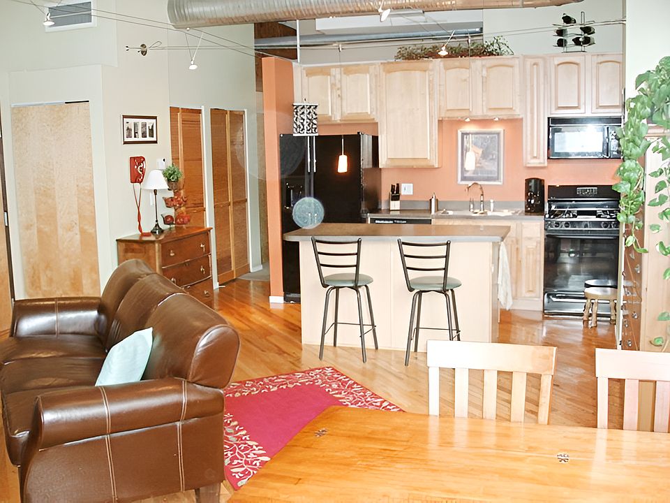 1st image of 1307 S Wabash Ave APT 609