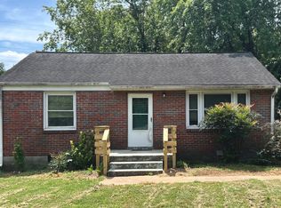 2910 McCampbell Ave, Nashville, TN 37214
