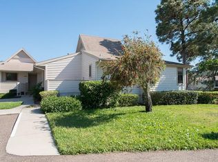 1023 Caravel Ct, Tarpon Springs, FL 34689