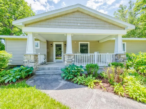 2109 Porcupine Bay Rd, Ellison Bay, WI 54210
