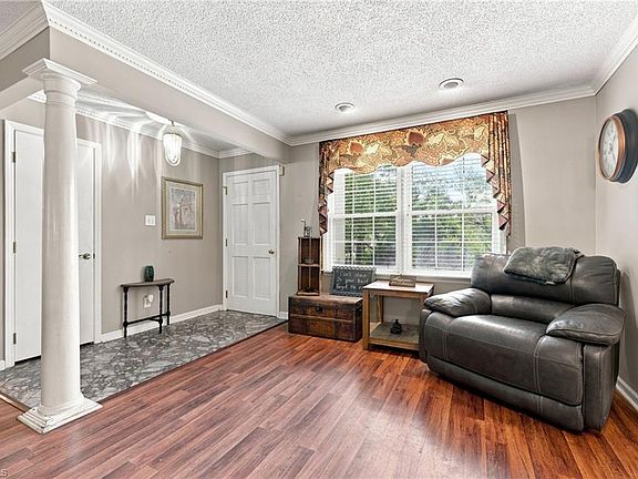 5th image of 5009 Mallard Lake Dr