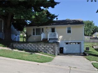 3313 Jackson St, Saint Joseph, MO 64507