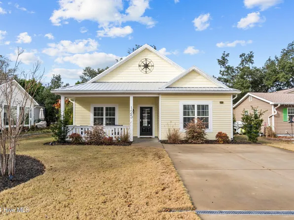 125 NE 31st Street, Oak Island, NC 28465