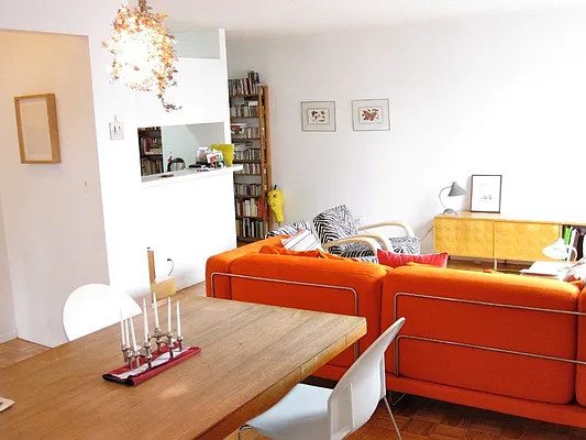 Rented by Level Group | media 17