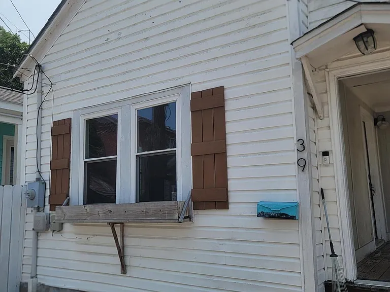 39 Poinsett St — Photo 18