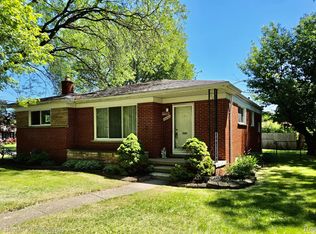 9252 Kinloch, Redford, MI 48239