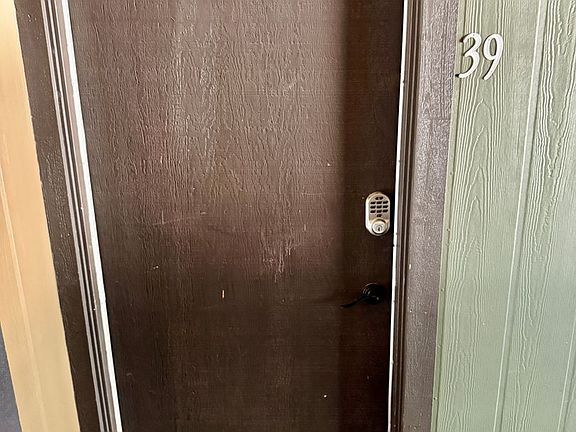 4th image of 1629 Majestic Pines Dr