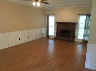 531 Timber Laurel Ln, Lawrenceville, GA 30043