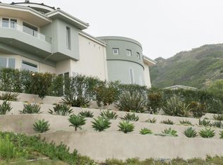 395 E Highland Hills Dr, Camarillo, CA 93010