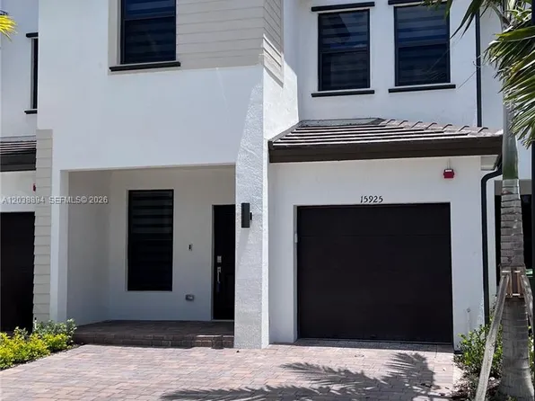 15925 SW Southwest 2 Pl, Hollywood, FL 33027