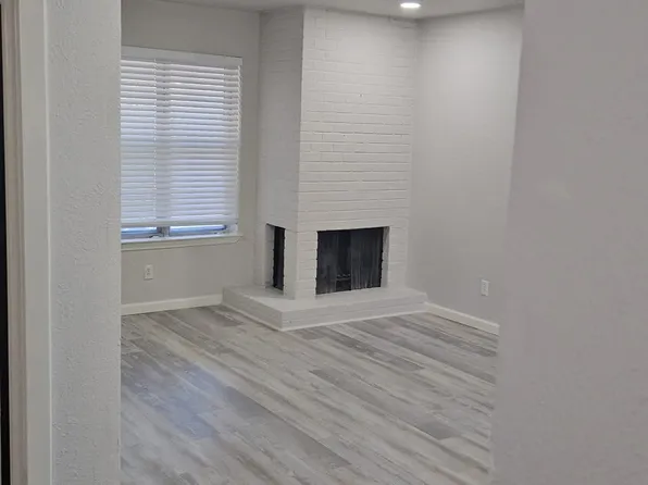 13901 Brookgreen Dr, Dallas, TX 75240