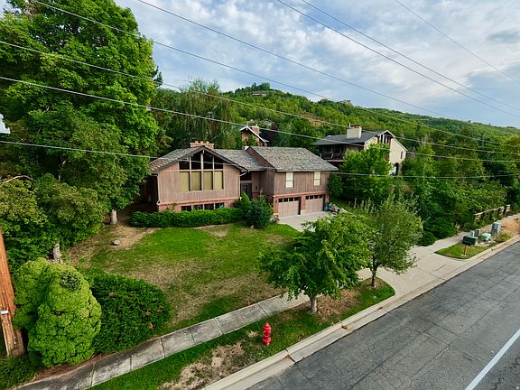 2nd image of 2197 Bountiful Blvd