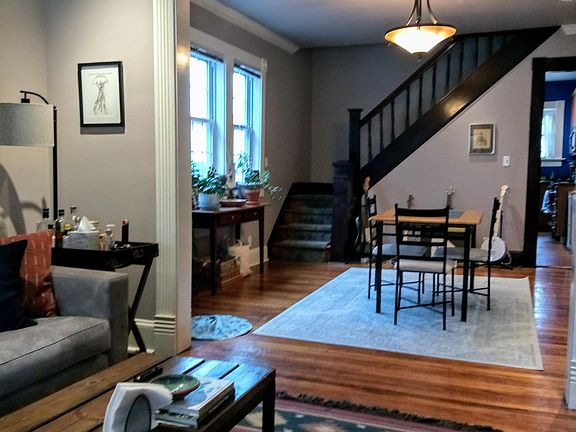 Yup! Built to entertain!