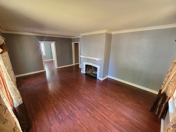 5th image of 1862 Lake Ave #1