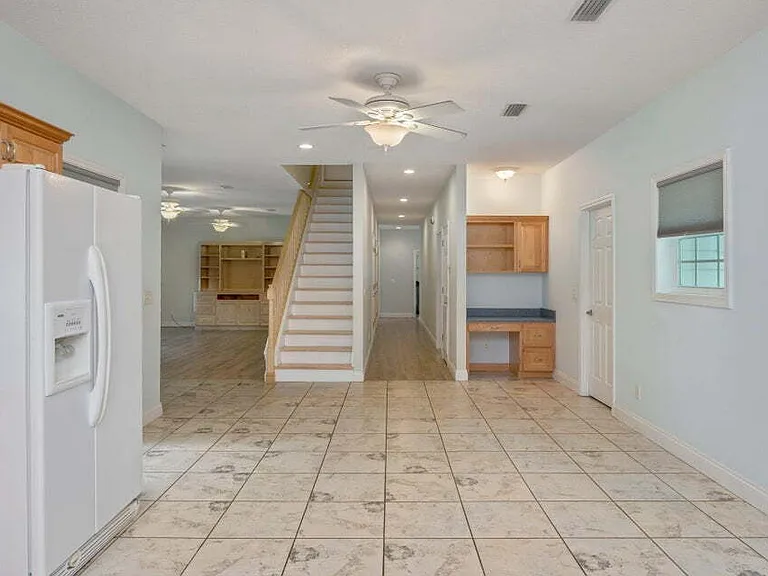 322 Crescent Dr — Photo 13