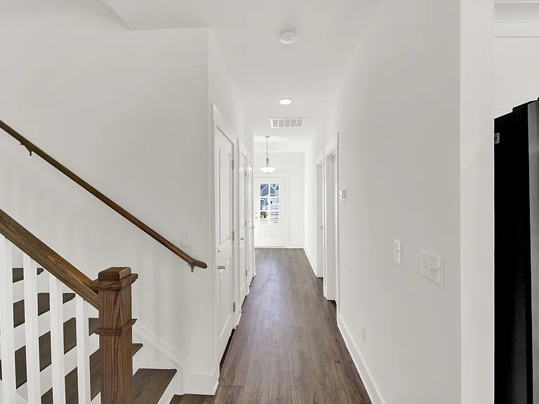 3018 Orangery Dr — Photo 6