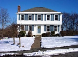 27 Meadowbrook Rd, Auburn, MA 01501