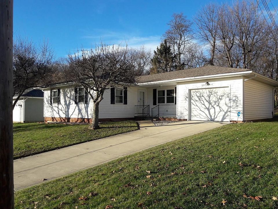 1st image of 1820 Northshire Dr