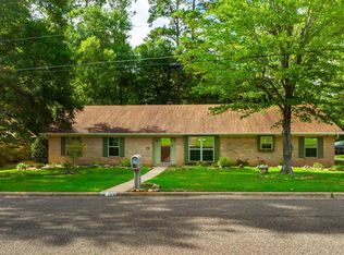 1100 Apache Ct, Longview, TX 75605