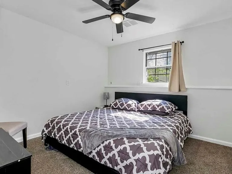718 S Stevenson St — Photo 13