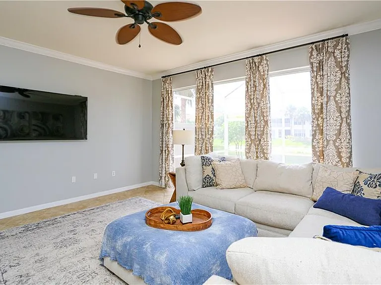 960 Hampton Cir #80 — Photo 33