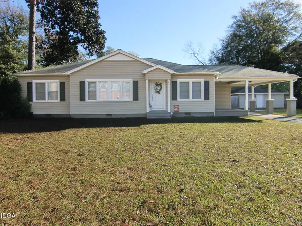 35 S Wood St, Hawkinsville, GA 31036