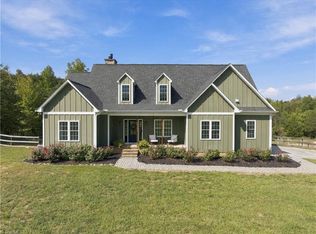 197 Lake Meadows Dr, Reidsville, NC 27320