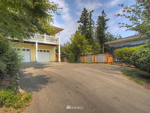 3rd image of 6304 NE Center St