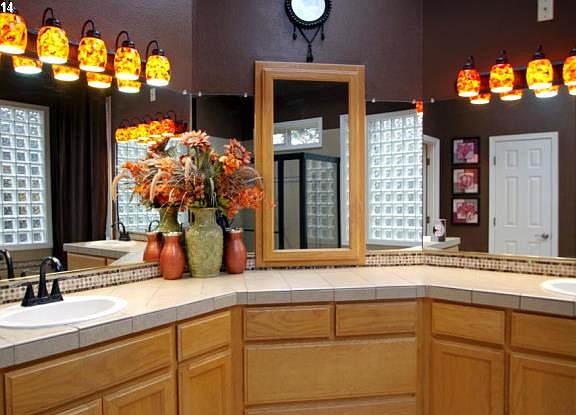 Double sinks in master bath