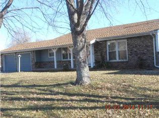 306 Mimosa Dr, Haysville, KS 67060