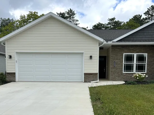 112 Chestnut Ln, Bluffton, OH 45817