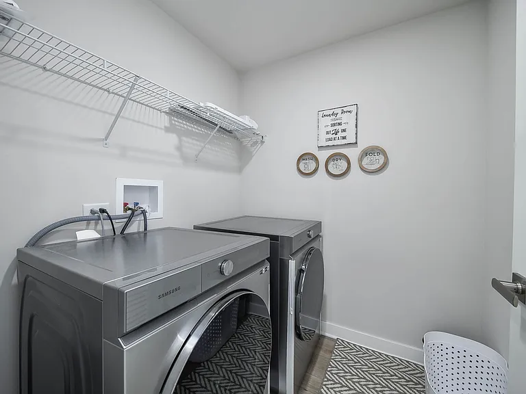328 Carole St — Photo 16