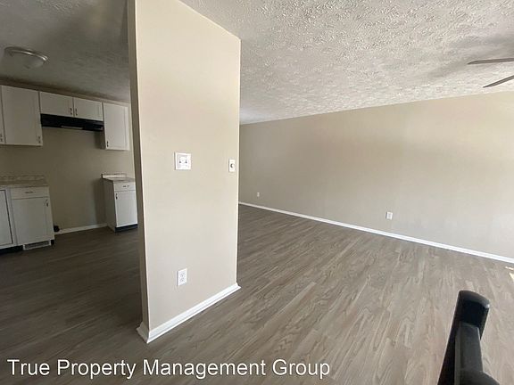 4th image of 10316 E Woodhaven Cir