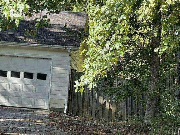 2nd image of 235 Ridge Rd
