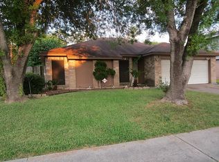 1226 Castle Glen Dr, Houston, TX 77015