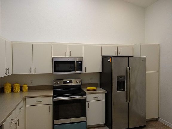 3rd image of 21428 Woodstork Ln