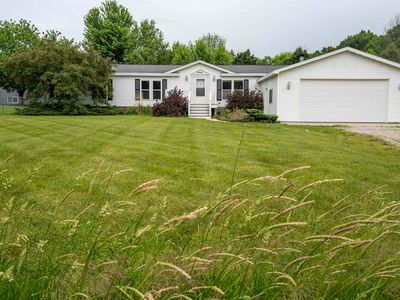 2164 Saint Kilian Rd, New Franken, WI, 54229