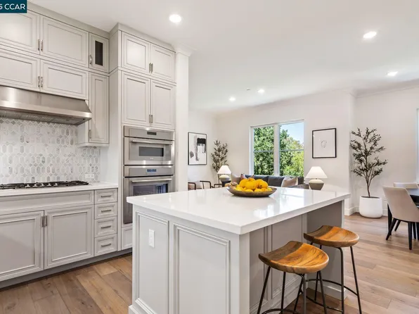 25 Woodbury Highlands Ct #23, Lafayette, CA 94549