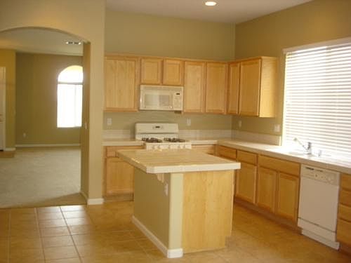 4th image of 2508 Autumn Meadow Ave