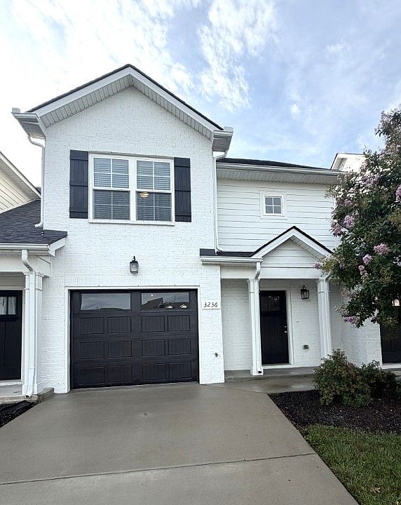 1st image of 3236 Clemons Cir